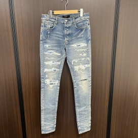 アミリの22SS SS22MDS006 ブルー タイダイ系 デストロイクラッシュパンツの買取実績です。