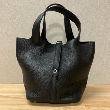 エルメス □B ブラック トリヨンクレマンス ピコタンPM 買取実績です。