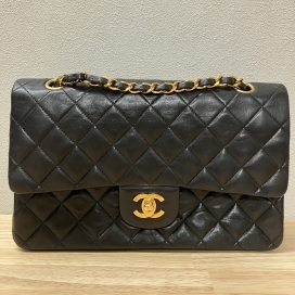 シャネルの3番台 ラムスキン マトラッセ25 ダブルフラップ チェーンショルダーバッグの買取実績です。