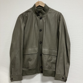 セラファンの336-01 カーキ ゴートレザー GOLF バルスターブルゾンの買取実績です。