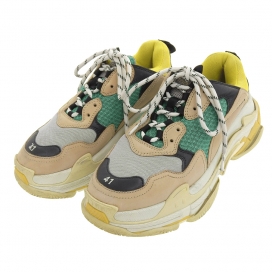 バレンシアガの516440　マルチカラー トリプルS  ダッドスニーカーの買取実績です。