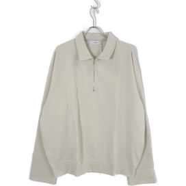 グラフペーパーの22年秋冬 コンパクトテリーロールアップスリーブ ハーフジップトップス GU223-70106の買取実績です。