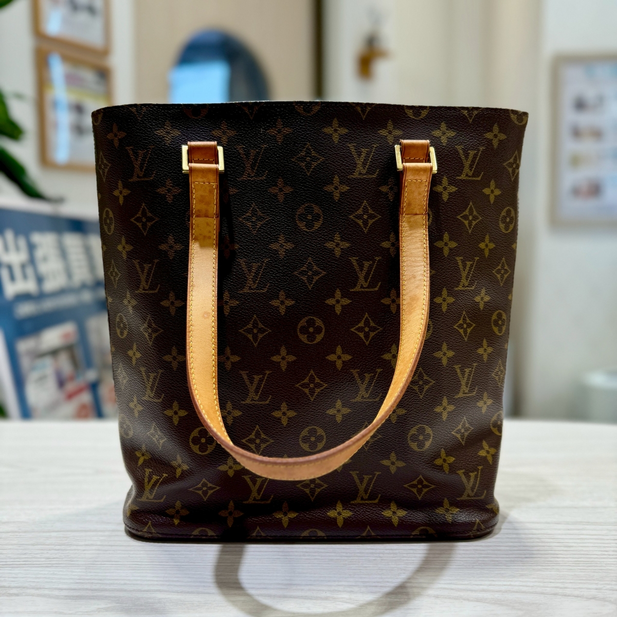 louisvuitton-monogram-g6ol.jpg