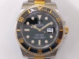 ロレックスのSS/YG 黒文字盤 サブマリーナ 116613LNの買取実績です。