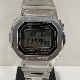 G-SHOCK(gショック)のフルメタル ソーラー時計 GMW-B5000D-1JFの買取実績です。