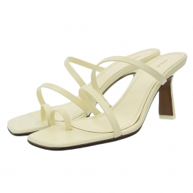 ネオアスのVENUS クリーム ヒールサンダルの買取実績です。