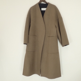 アドーアの19AW ブラウン 531-9252101 ウール･カシミヤ ツートンダブルフェイスリバーコートの買取実績です。
