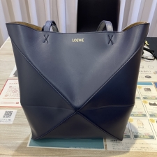 ロエベ A657G50X01 パズルフォルド トート ミディアム 買取実績です。