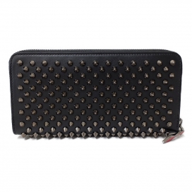 クリスチャンルブタンの1175099 黒 パネトーネ スパイクラウンドジップ長財布の買取実績です。