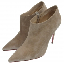 新宿でCHRISTIAN LOUBOUTINを買取。ベージュ スエードレザー サイドジップブーティを買取りました。状態は綺麗な状態の中古美品です。