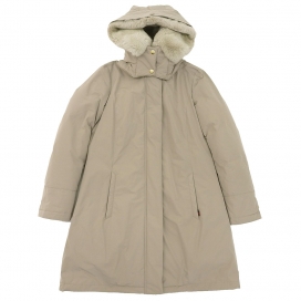 ウールリッチのアローズ別注 WWCOS2861 BOW BRIDGE ラビットファー ボウブリッジダウン コートの買取実績です。