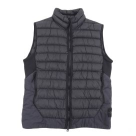 ストーンアイランドのブラック 6715G0124 ダウンベストの買取実績です。