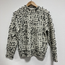 アキラナカ オフホワイト ニットプルオーバー Krista knit AW2332-OW 買取実績です。