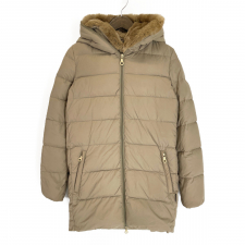 デュベティカ CARYSDUE ダウンコート 買取実績です。