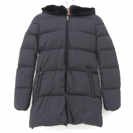 デュベティカのブラック ARWEN レッキスラビットファー付属 ダウンコートの買取実績です。