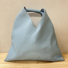 エムエム6メゾンマルジェラ PALEBLUE ペールブルー SB6WD0013 カーフレザー ミニ ジャパニーズ トートバッグ 買取実績です。