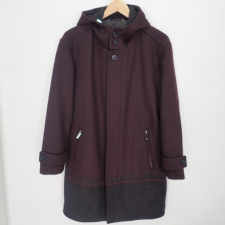 ヒューゴボス 正規 ボルドー TAILRED ウール100% フーディコート 買取実績です。