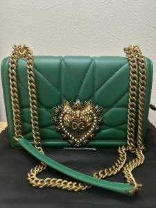 ドルチェ&ガッバーナ Devotion ショルダーバッグM 買取実績です。