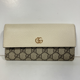 グッチのベージュ GGマーモント 長財布 456116の買取実績です。