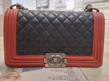 シャネル 18番台 ボーイシャネル ラムスキン バイカラー チェーンバッグ25 買取実績です。