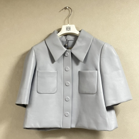 ロエベの23AW S540Y30L44 パウダーブルー ナパラム ターンアップ クロップドジャケット モールデッドシャツの買取実績です。