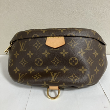 ルイヴィトン 20年 M43644 モノグラム バムバッグ ショルダーバッグ 買取実績です。