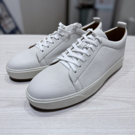 ヘンダーソンのホワイト CONNOR-CVB.2 ディアスキン ローカットスニーカーの買取実績です。