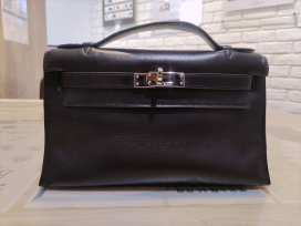 エルメスの□J刻印 P金具 ヴォースイフト ポシェットケリーの買取実績です。