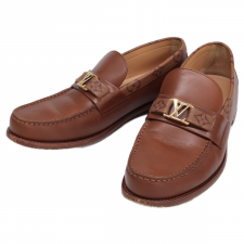 ルイヴィトン LVロゴ モノグラム レザー メジャー ローファー 買取実績です。