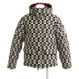 グッチの×ノースフェイス GG総柄 ダウンジャケット 670653の買取実績です。