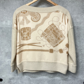 エルメスのツイルレーヌ レ タンブール フィネス シルクカシミヤ ニット 3H2833D1の買取実績です。