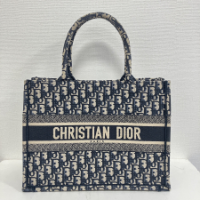 ディオール オブリーク ブックトート ミディアム 買取実績です。