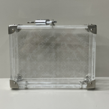 ルイヴィトン M99079 モノグラム ラブメッセージ・ミニトランク 買取実績です。