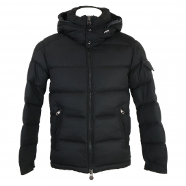 モンクレールのブラック ウール ダウンジャケット モンジュネーブルの買取実績です。