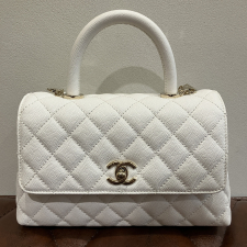 シャネル A92990 ホワイト ゴールド金具 キャビアスキン ココハンドルXS 24 買取実績です。