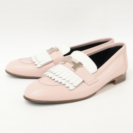 エルメスのローズポルスレーヌ ロワイヤル モカシンローファーの買取実績です。