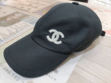シャネル ココマーク クラシックベースボールキャップ 買取実績です。