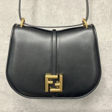 フェンディ 8BT366 ブラック カ モン レザーショルダーバッグ 買取実績です。
