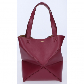 ロエベの2024年製 ボルドー A657V25X01 パズルフォルド トートバッグ ミニの買取実績です。