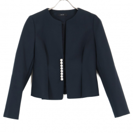 ヨーコチャンのYCJ-121-071 ブラック パール付きタックノーカラーショートジャケットの買取実績です。