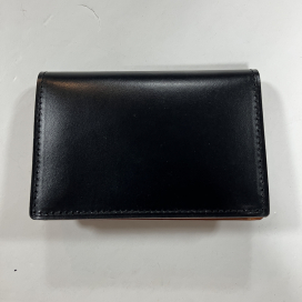 ガンゾの57189 ブラック シンブライドル 通しマチ 名刺入れの買取実績です。