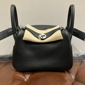 エルメスのノワール K刻印 SV金具 リンディミニⅡの買取実績です。