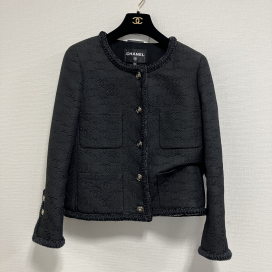 シャネルの21AW メティエダールコレクション ツイード ロゴジャガード ジャケットの買取実績です。
