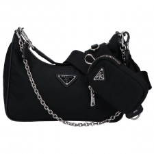 プラダ ブラック Re-Edition 2005 Re-Nylon チェーンバッグ ショルダーバッグ 買取実績です。