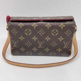 ルイヴィトンの02年製 表参道オープン記念 モノグラムライン レシタル M51900の買取実績です。