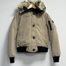 カナダグース 7967JL ブラウン ラブラドール ボンバー コヨーテファー ダウンジャケット 買取実績です。