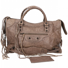 バレンシアガを広尾で買取。ザシティ、2wayエディターズバッグ/115748を買取ました。状態は若干の使用感がある中古品です。