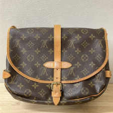 ルイヴィトン 95年製 M42256 ソミュール30 ショルダーバッグ 買取実績です。