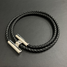 エルメス ブラック レザーブレスレット トゥルニ トレッセ 買取実績です。