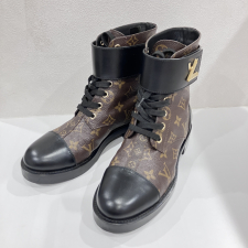 ルイヴィトン モノグラム ワンダーランド・ライン アンクルブーツ  1A2Q30 買取実績です。